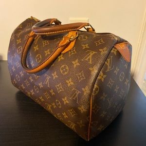 Authentic Louis Vuitton Speedy 30 Monogram